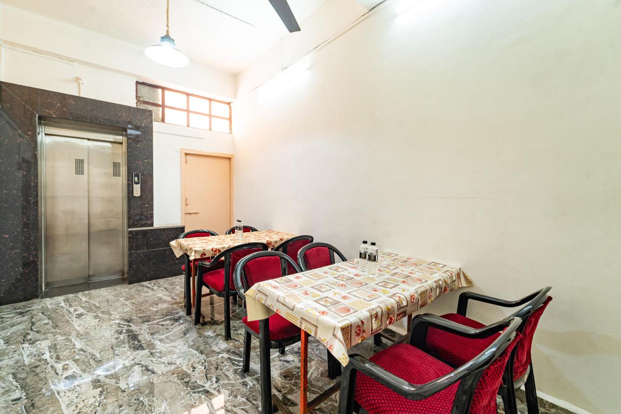 Itsy Hotels Mansi Nashik Exterior photo