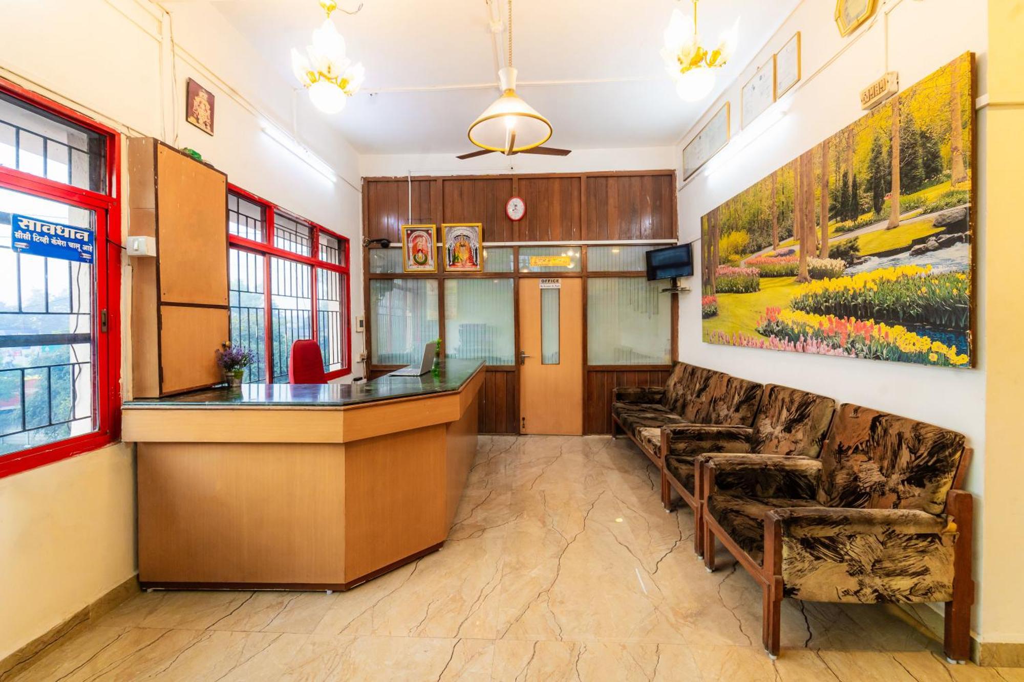 Itsy Hotels Mansi Nashik Exterior photo